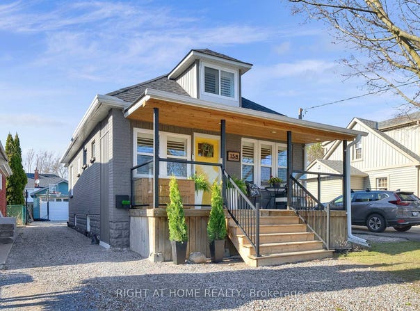 158 Stacey Avenue, Oshawa, Ontario L1H2J3
