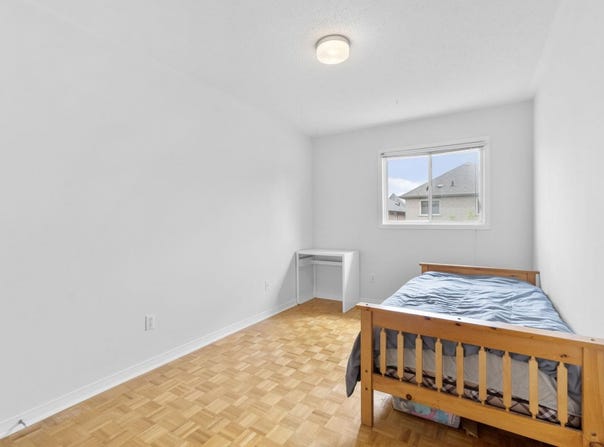 10 Breezeway Cre, Richmond Hill, Ontario L4S1V7