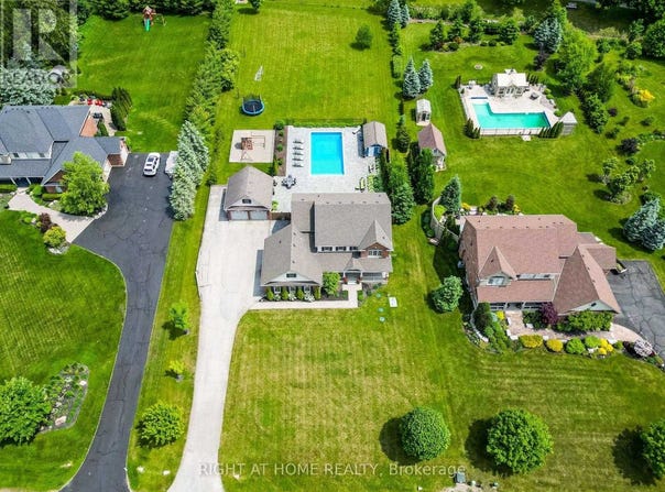 27 Armstrong Street, Erin, Ontario N0B1T0