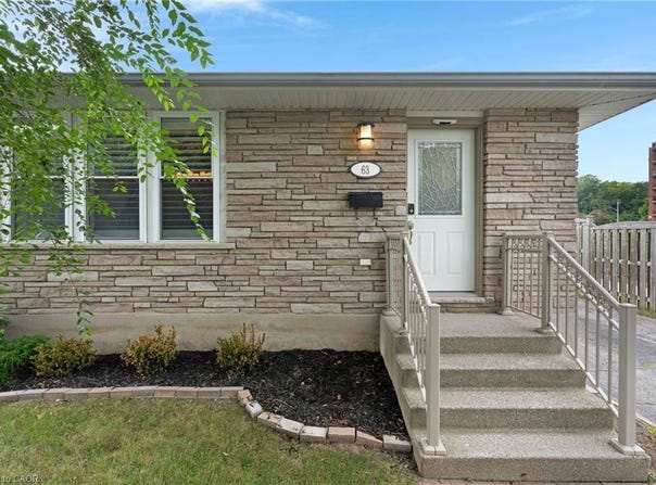 63 Cedarhill Crescent, Waterloo, ON, Kitchener, Ontario N2E-1R3