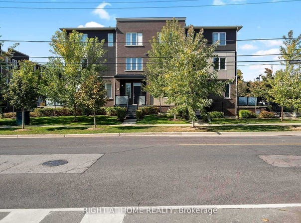 4 - 25 Heron Park Place, Toronto, Ontario M1E0B8