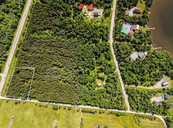 Ch. des Dorés, Saint-Hubert-de-Rivière-du-Loup, Quebec G0L3L0