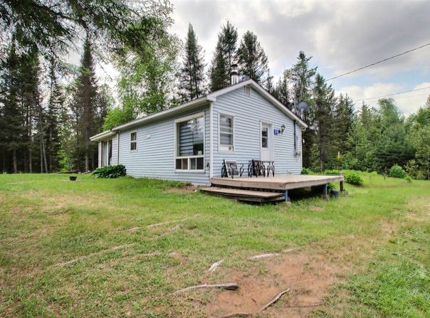 114 Ch. du Lac-à-Larche, Cayamant, QC J0X1Y0, CA, Cayamant, Quebec J0X1Y0