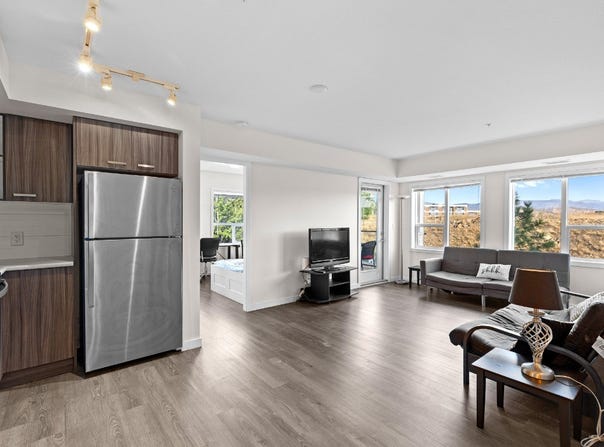 775 Academy Way 107, Kelowna, British Columbia V4C 2C6