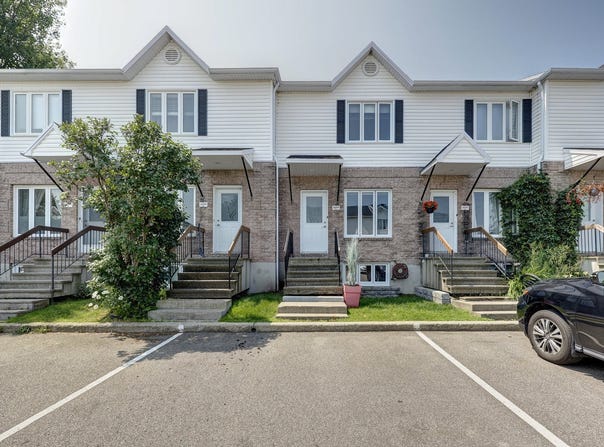 1099 Rue de la Prairie, Les Chutes-de-la-Chaudière-Est, QC G6Z3C9, CA, Les Chutes-de-la-Chaudière-Est, Quebec G6Z3C9