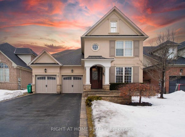 593 Renshaw Court, Mississauga, Ontario L5H4L7