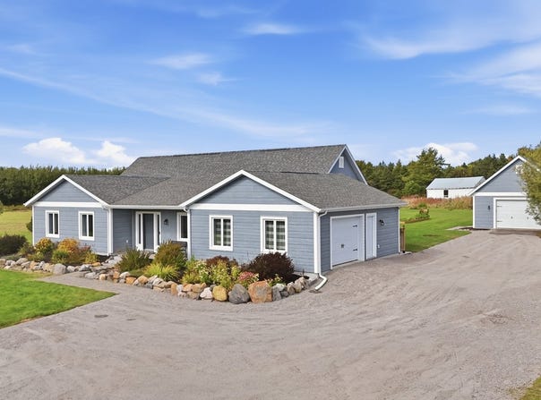 219 Av. du Père-Nouvel, Rimouski, Quebec G5M1L5