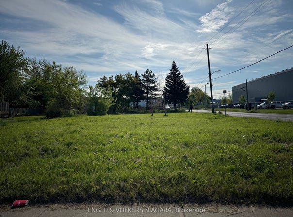 4160 VICTORIA Avenue, Niagara Falls, Ontario L2E 4B4