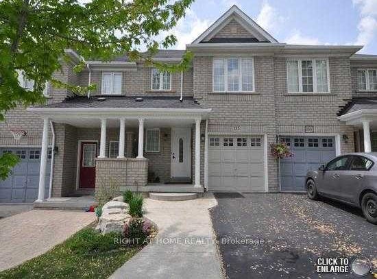 135 Hartford Crescent, Newmarket, Ontario L3X2Z4
