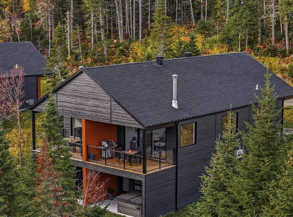 8A Ch. du Haut-Lieu, Petite-Rivière-Saint-François, Quebec G0A 2L0