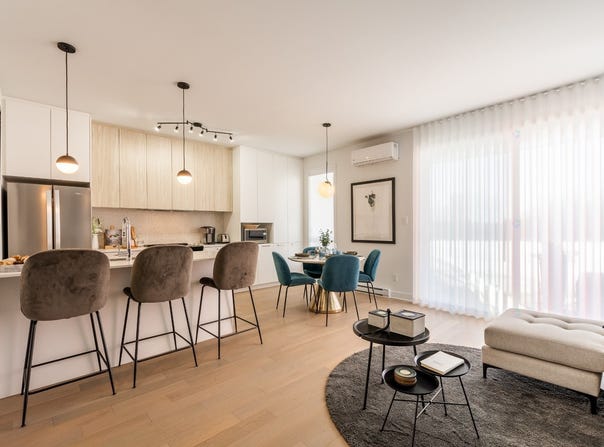 9255 Boul. de la Grande-Allée 104, Mirabel, Quebec J7J 0N6