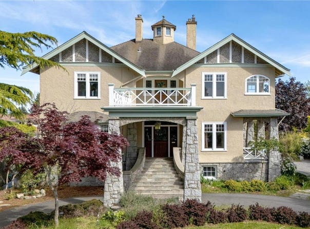 4423 Tyndall Avenue, Saanich, British Columbia V8N 3S3