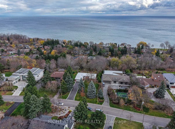 59 Hill Crescent, Toronto, Ontario M1M1J3