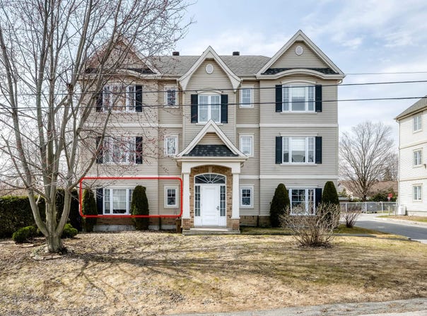60 Tsse Hétu, Lavaltrie, Quebec J5T1G1