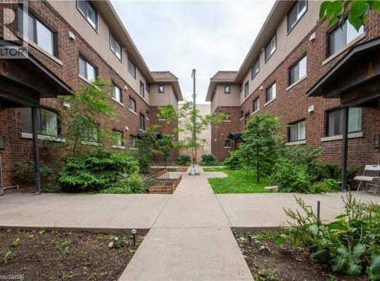 540 King Street Eas C7, Hamilton, ON, Hamilton, Ontario L8N-1E2