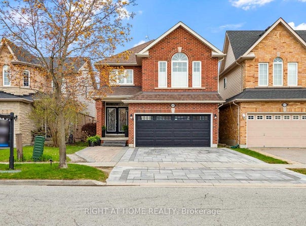 609 Mcbean Avenue, Newmarket, Ontario L3X2L5