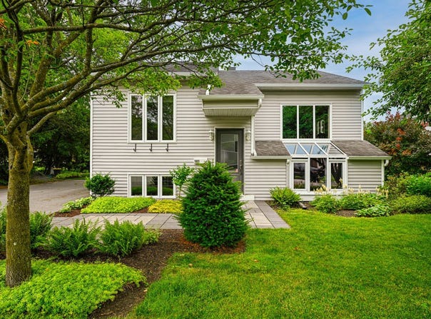 101 Rue Plamondon, Saint-Pie, QC J0H1W0, CA, Saint-Pie, Quebec J0H1W0