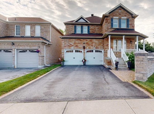 1 Carter-Bennett Drive, Ajax, Ontario L1T4N6