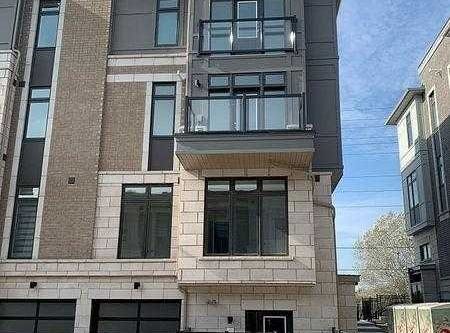 207 - 30 Halliford Place, Brampton, Ontario L6P0N5