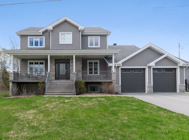 195 Rue des Perles, Brompton/Rock Forest/Saint-Élie/Deauville, Quebec J1R0W7