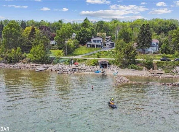 339520 Presquile Road, Georgian Bluffs, Ontario N0H2T0