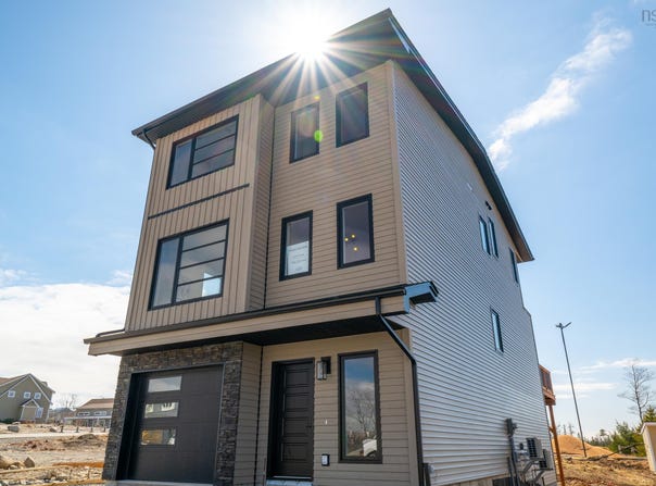 140 Brunello Boulevard, Timberlea, Nova Scotia B3T 0J4