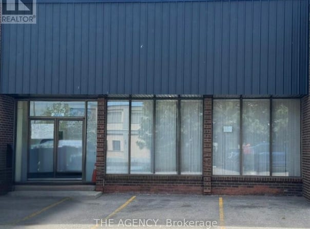 29 Pemican Court, Toronto (Humbermede), Ontario M9M2Z3