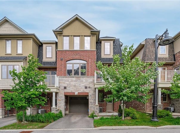 12 Birot Lane, Ancaster, Ontario L9K0K1