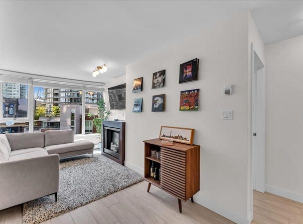 58 Keefer Place 803, Vancouver, British Columbia V6B 0B8