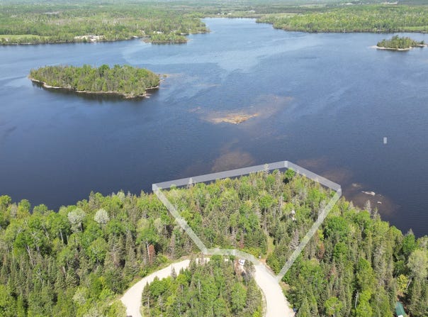 Ch. Jeness, Aumond, Quebec J0W1W0