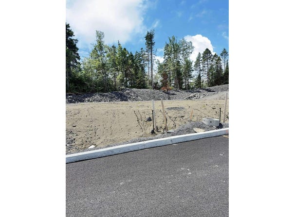 Rue des Épinettes, Jonquière, QC G8A1R7, CA, Jonquière, Quebec G8A1R7