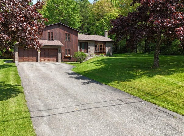 206 Ch. Dearden, Westbury, QC J0B1R0, CA, Westbury, Quebec J0B1R0