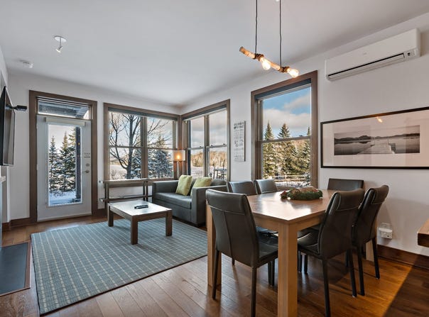 2178 Ch. du Lac-Supérieur 1107, Lac-Supérieur, Quebec J0T 1P0