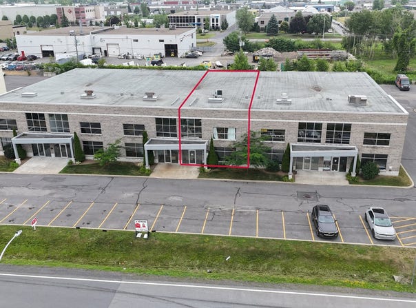 68 Rue Paul-Gauguin, Candiac, QC J5R6X2, CA, Candiac, Quebec J5R6X2