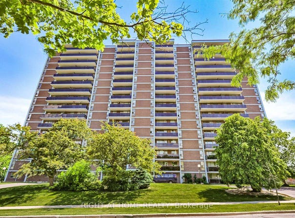 812 - 235 Grandravine Drive, Toronto, Ontario M3N1J2