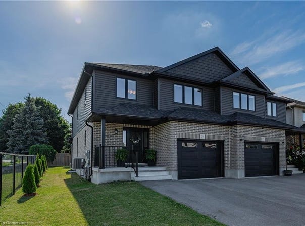 79 Crab Apple Court, Wellesley, Ontario N0B2T0