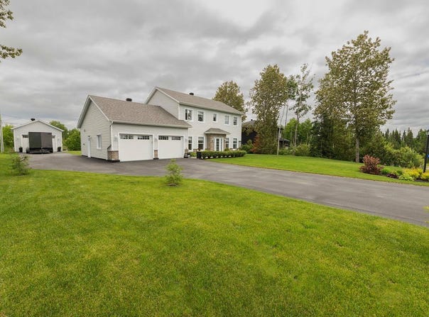 107 Rue Babin, Val-dOr, QC J9P0C1, CA, Val-d'Or, Quebec J9P0C1