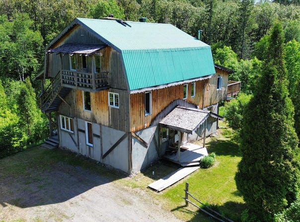 588 Ch. de lAnse-à-Pelletier, Saint-Fulgence, QC G0V1S0, CA, Saint-Fulgence, Quebec G0V1S0