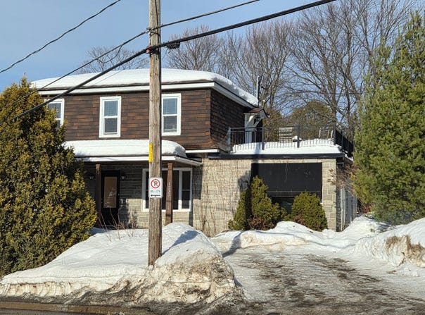 1233 Rue Dumouchel, Sainte-Adèle, Quebec J8B1V9