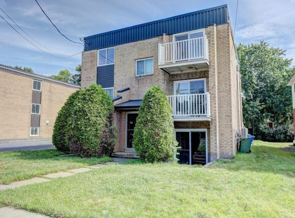 831 Rue Bernard-Pilon, Beloeil, QC J3G1V6, CA, Beloeil, Quebec J3G1V6