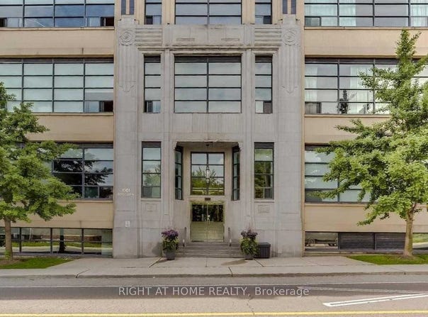 109 - 1001 Roselawn Avenue, Toronto, Ontario M6B4M4