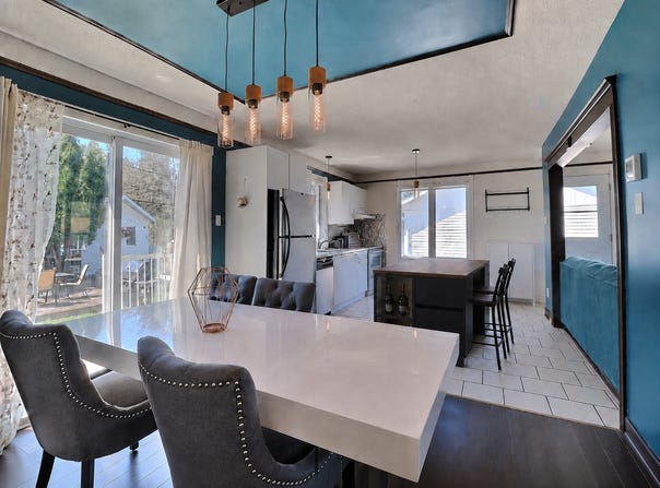 322 Rue St-Gérard, Chicoutimi, Quebec G7G1J2