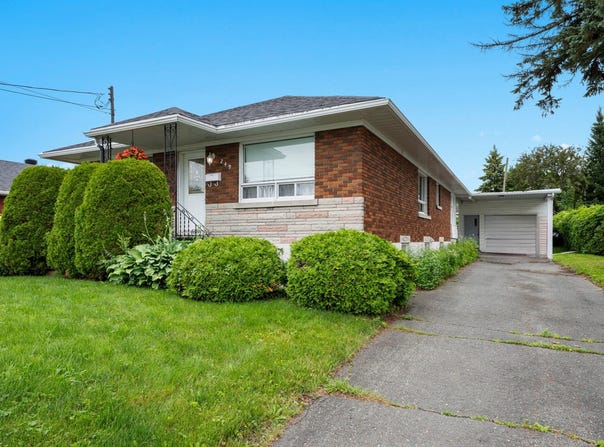 249 Rue St-Antoine N., Granby, QC J2G5H2, CA, Granby, Quebec J2G5H2