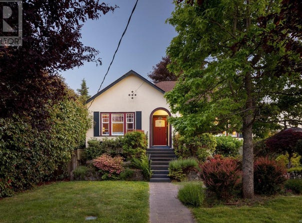 2535 Dalhousie Street, Oak Bay, British Columbia V8R2H8