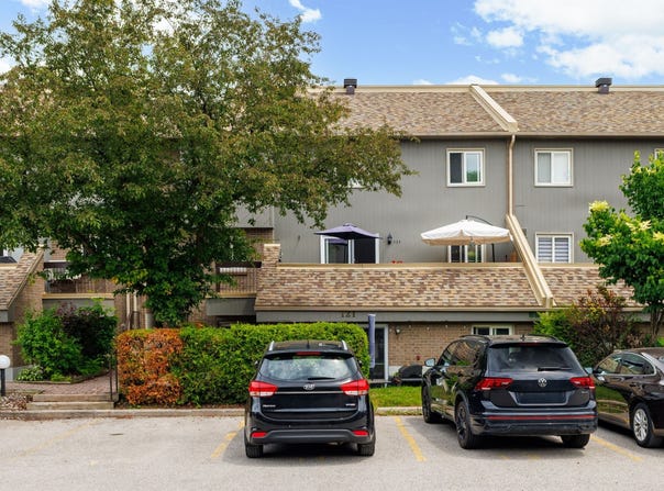 123 Place des Sorbiers, Hull, Quebec J8Y6S3