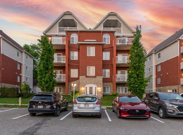 3490 Rue Thérèse-Casgrain, Les Nations, QC J1L3C8, CA, Les Nations, Quebec J1L3C8