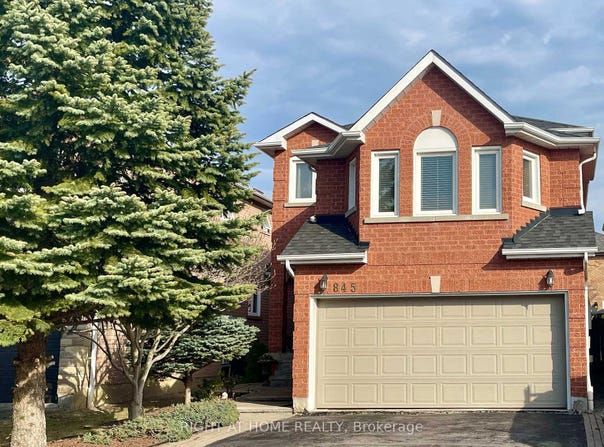 845 Mays Crescent, Mississauga, Ontario L5V2G6