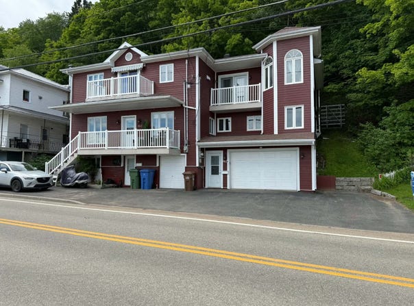 962Z-962BZ Rue Principale, Petite-Rivière-Saint-François, Quebec G0A2L0