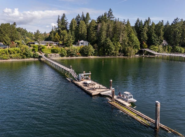 5957 Sooke Rd, Sooke, British Columbia V9Z 0P7