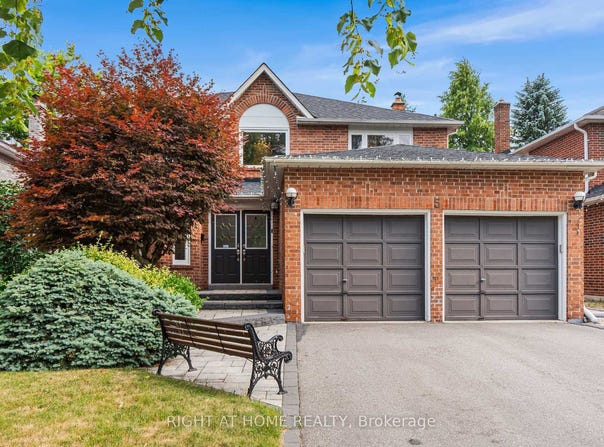5 Stave Crescent, Richmond Hill, Ontario L4C9K4